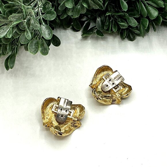 Gold Tone Shoe clips Leaf Shaped Elegant Vintage Look - Picture 3 of 5